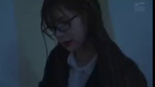 屄毛茂盛性慾高涨的女子呻吟不绝最后被加速突刺